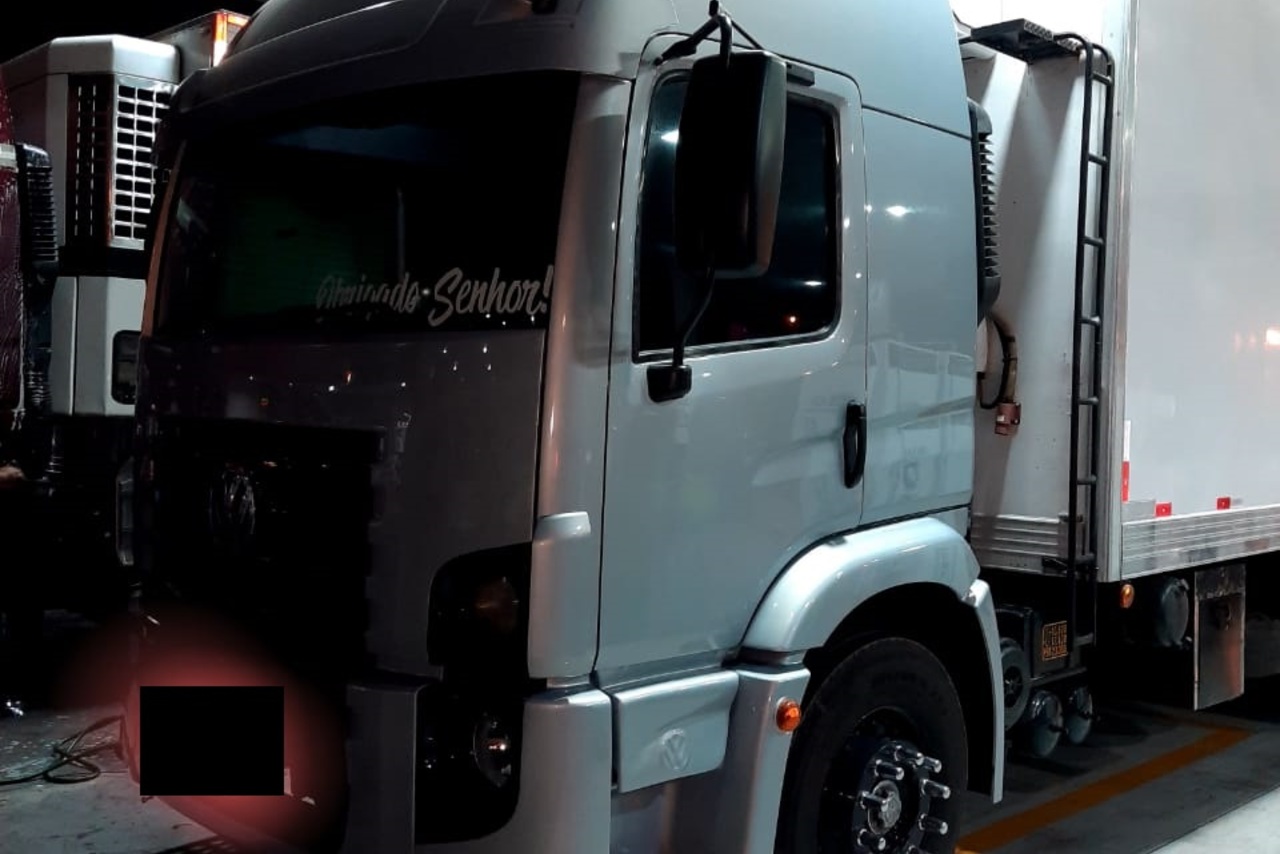 Volkswagen 24-280 E Constellation 6x2 - 12/12 2