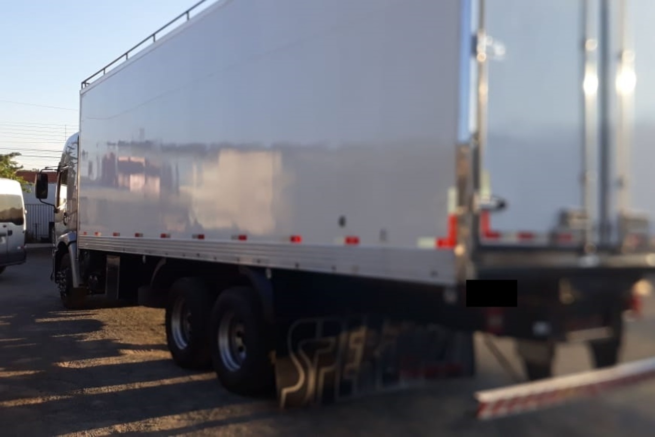 Volkswagen 24-280 E Constellation 6x2 - 12/12 7