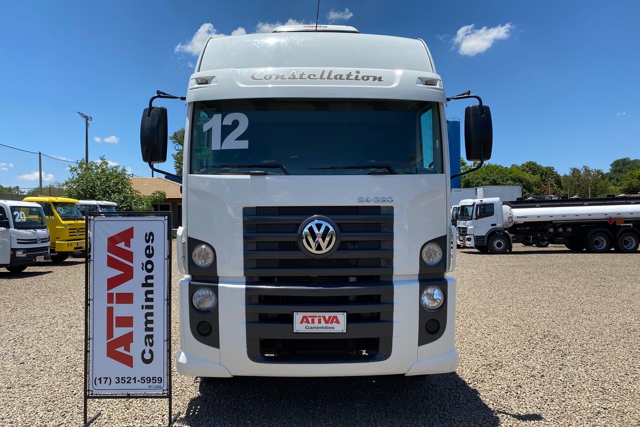 Volkswagen 24 320 - 11/12 2