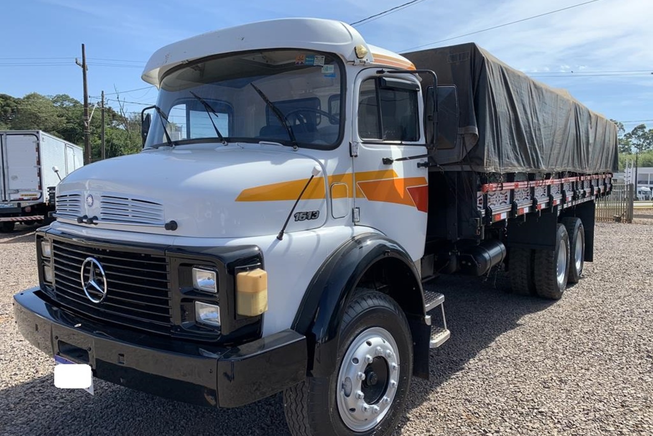 Mercedes Benz MB 1513 - 77/77 3