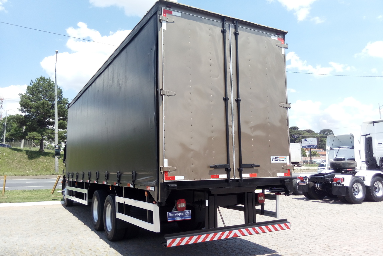 Volkswagen 24-280 E Constellation 6x2 - 15/16 6