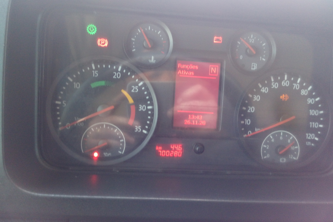 Volkswagen 24-280 E Constellation 6x2 - 15/16 9