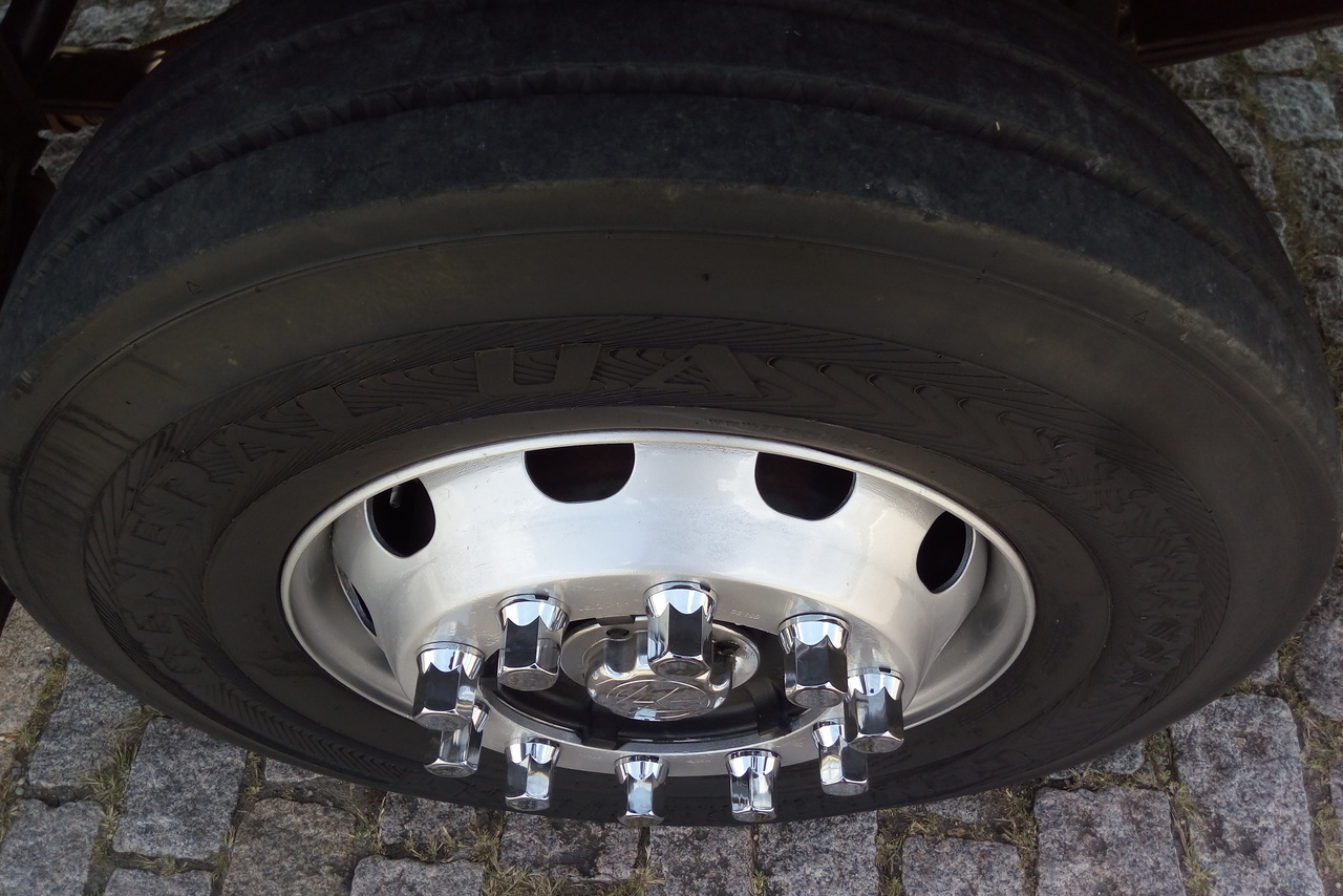 Volkswagen 24-280 E Constellation 6x2 - 15/16 11