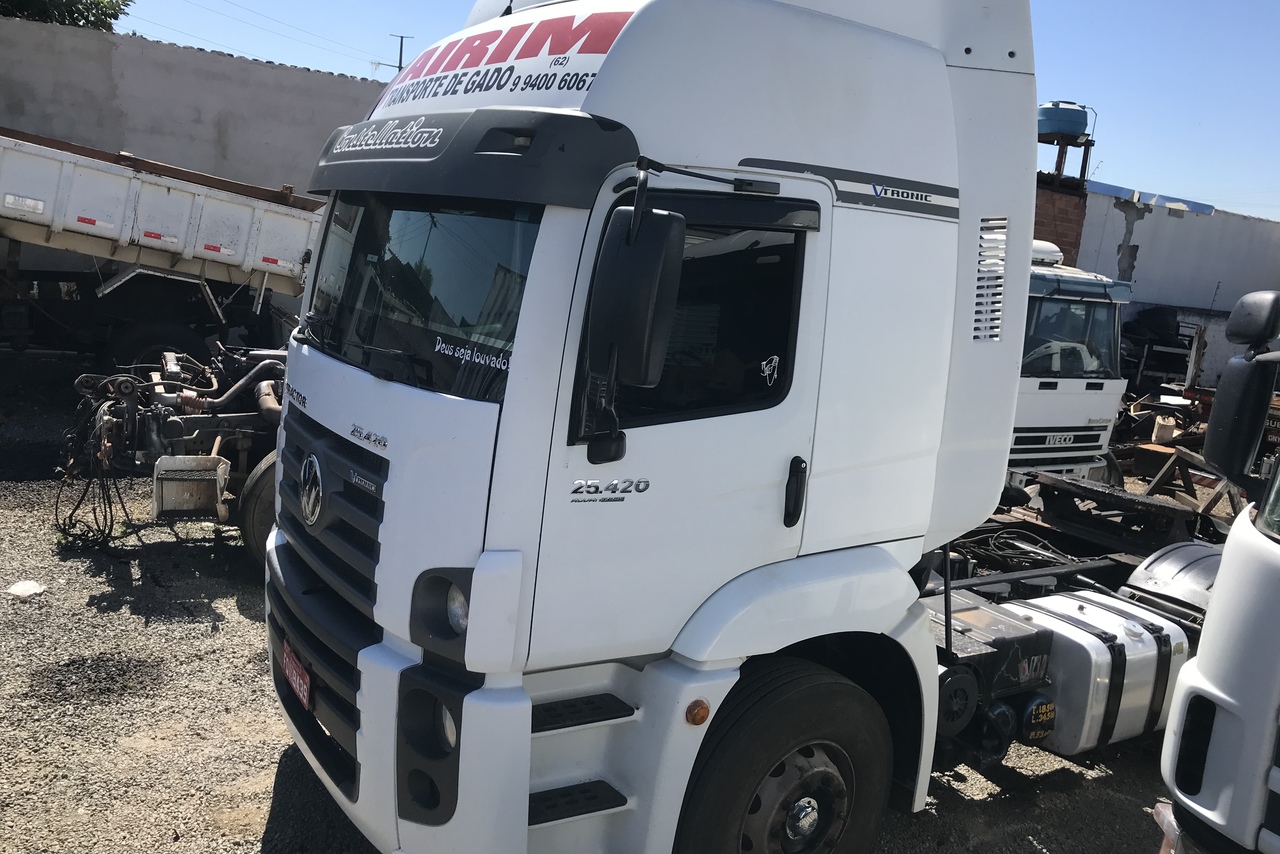 Volkswagen 25 420 - 14/14 5