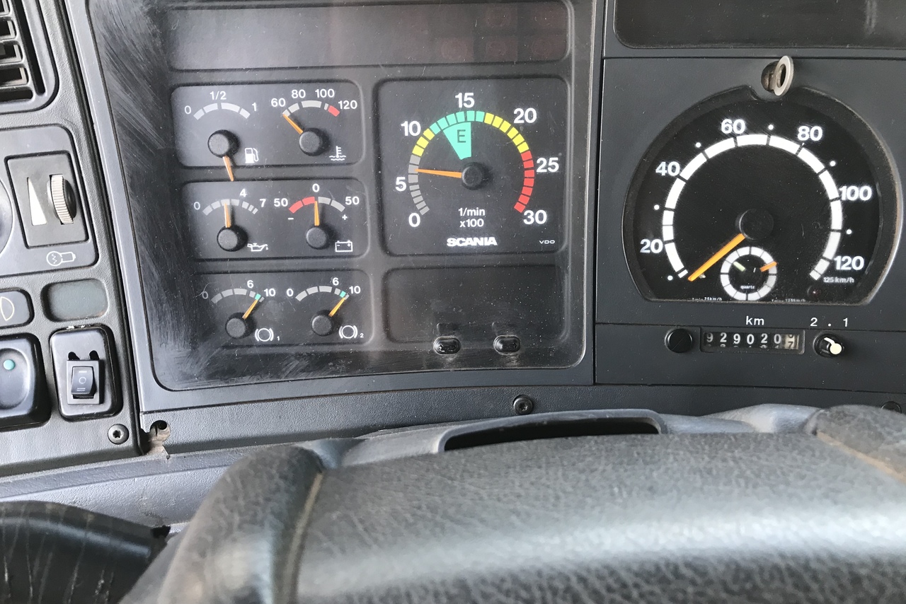 Scania 400 - 02/02 9