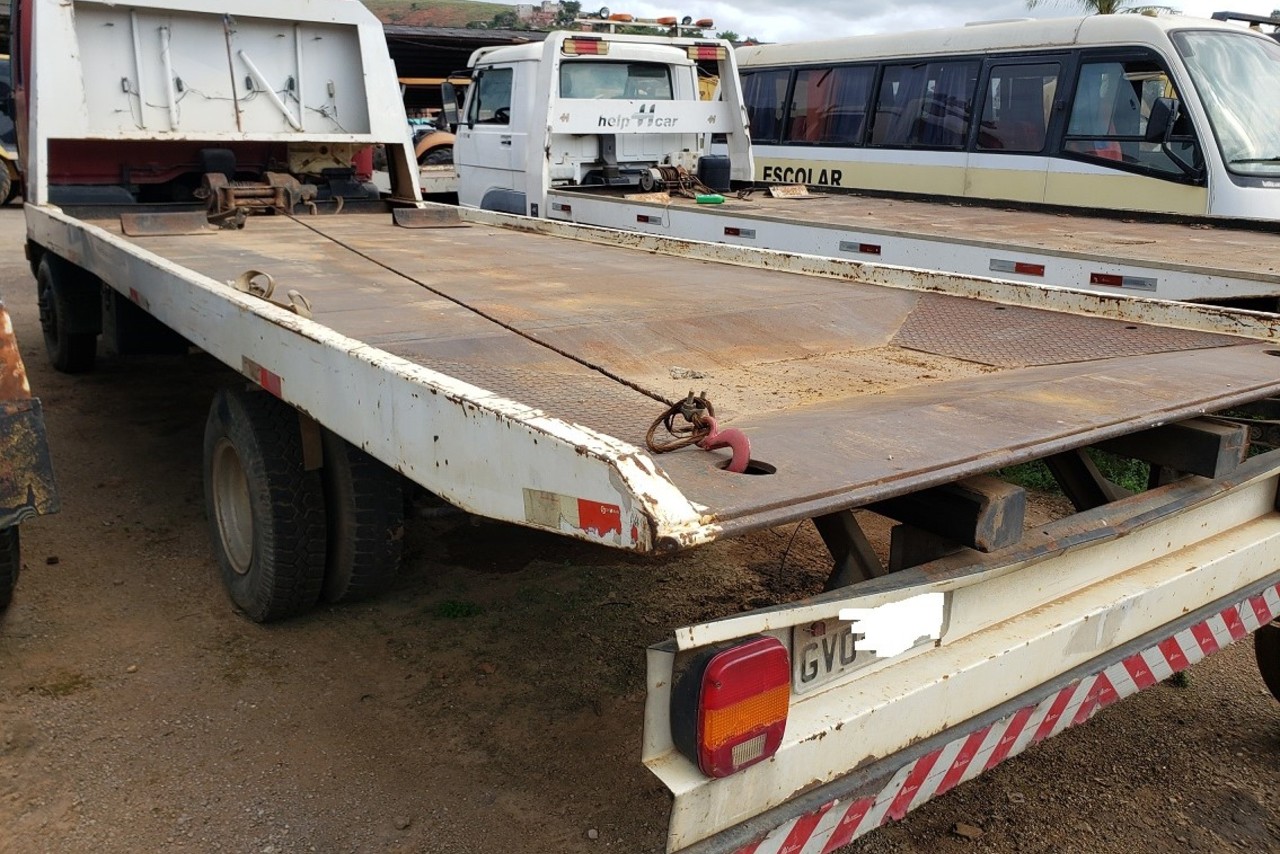 Ford Cargo815 - 01/01 3