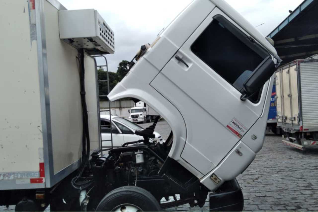 Volkswagen 8 120 - 06/06 4