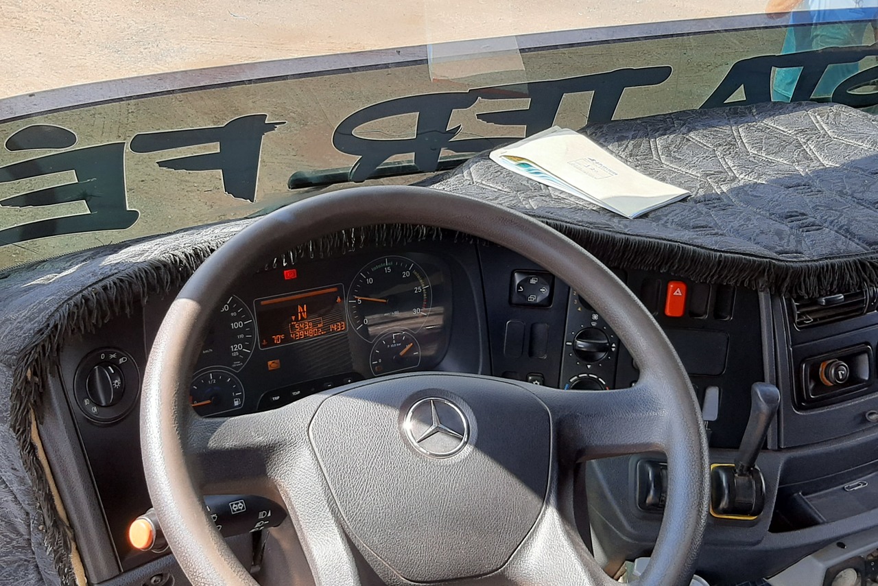 Mercedes Benz Axor 1933 - 12/12 11