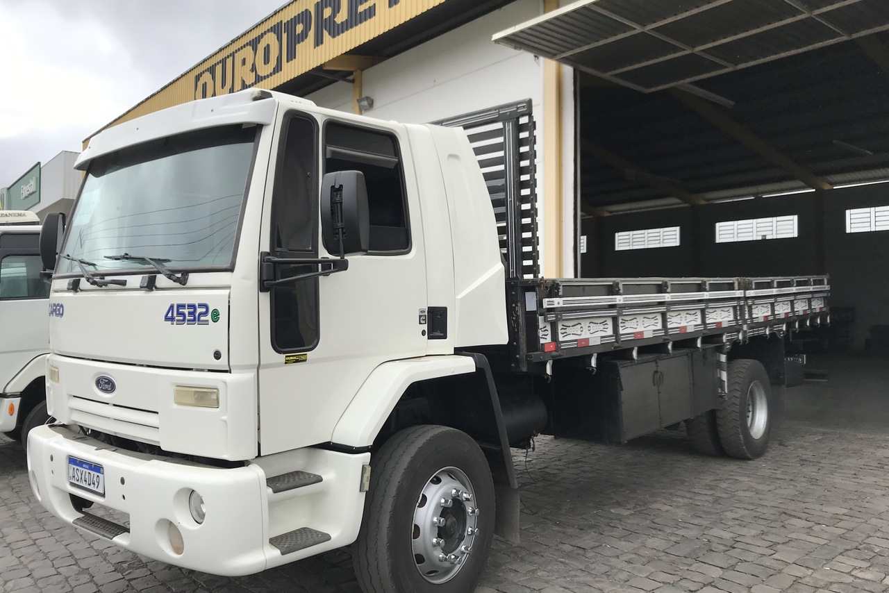 Ford Cargo4532 - 12/12 2
