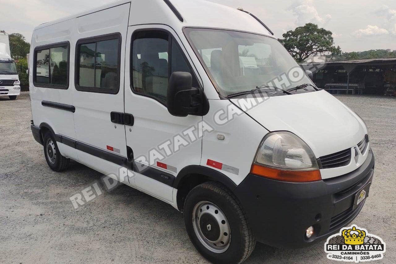 Renault Master Minibus - 11/11 2