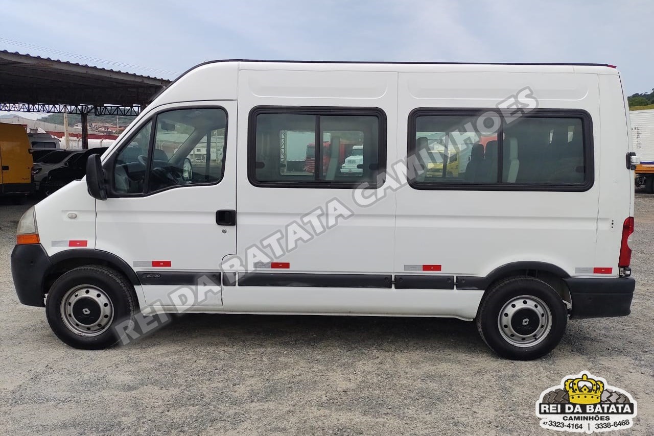 Renault Master Minibus - 11/11 6