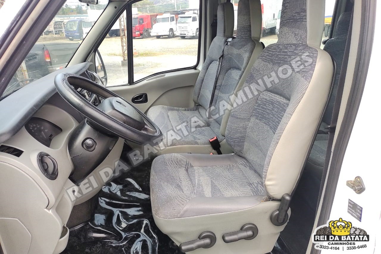 Renault Master Minibus - 11/11 8