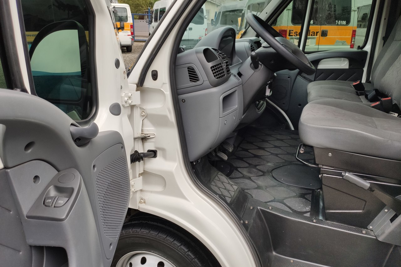 Fiat Ducato Minibus - 13/14 4