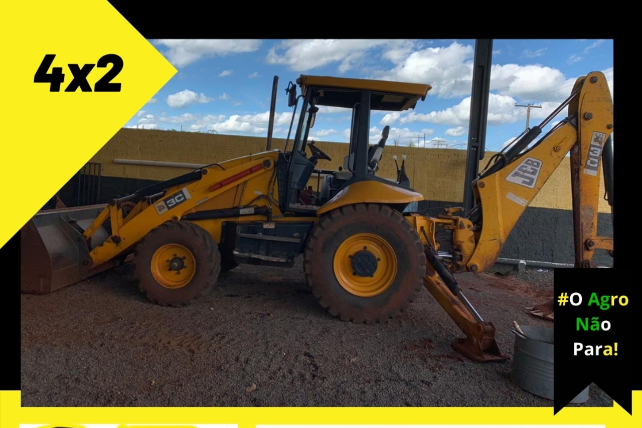 JCB 3C - 09/09 11