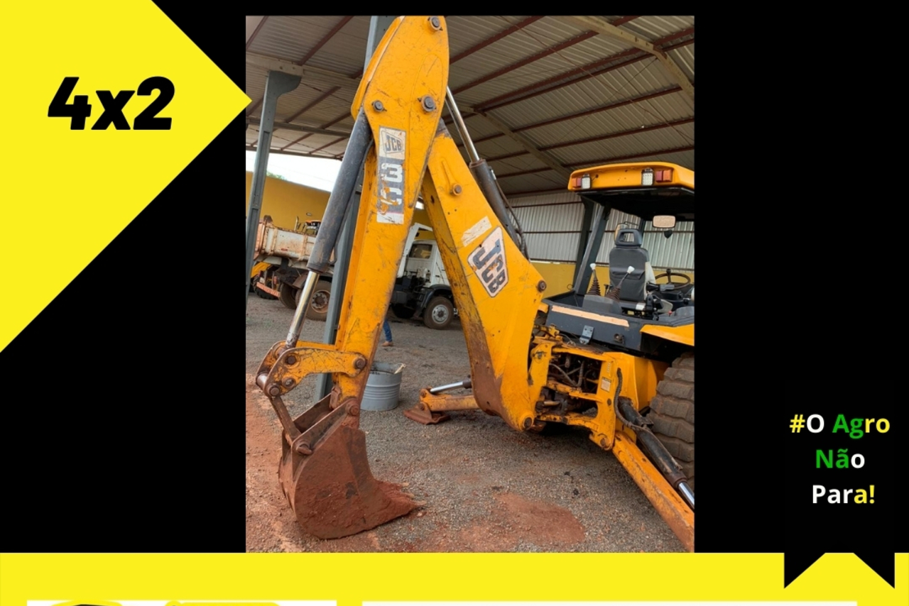 JCB 3C - 09/09 12