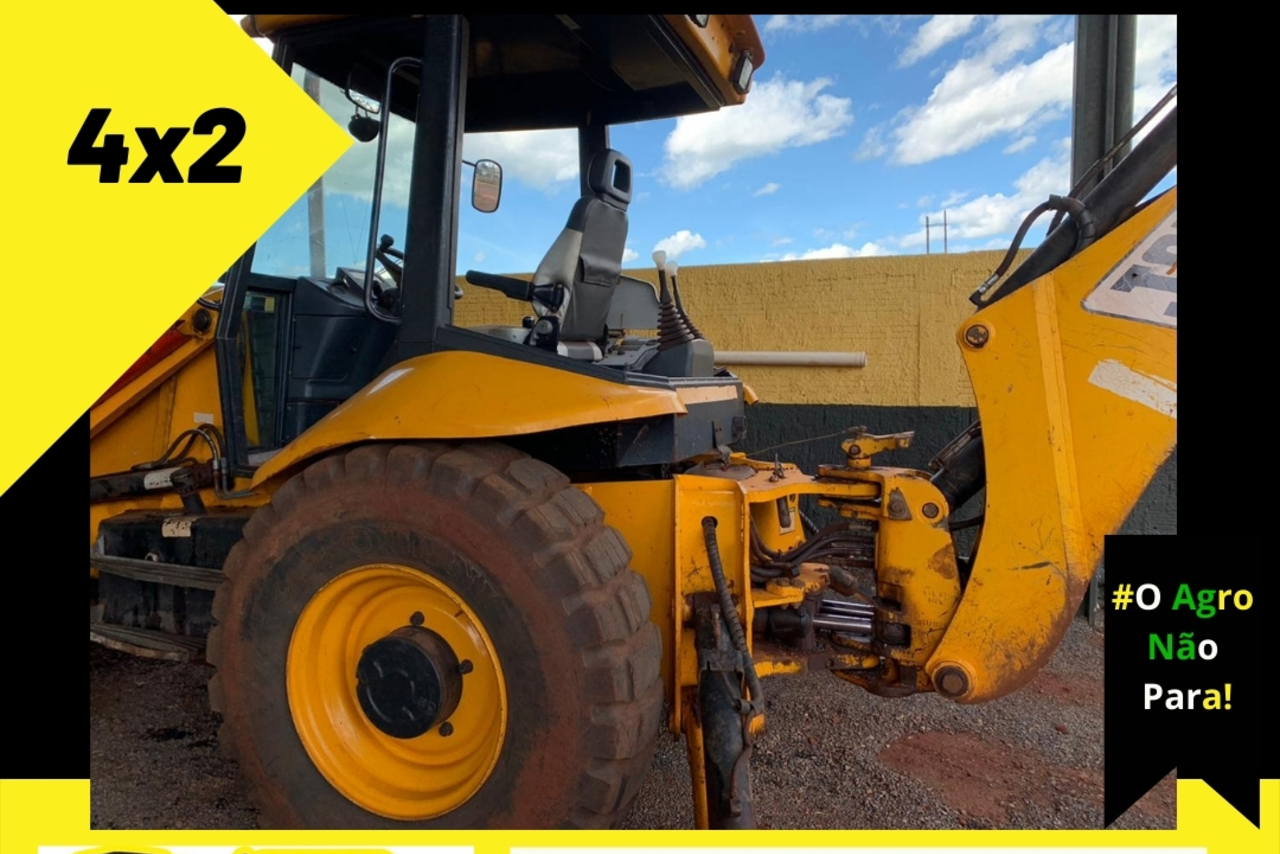 JCB 3C - 09/09 16