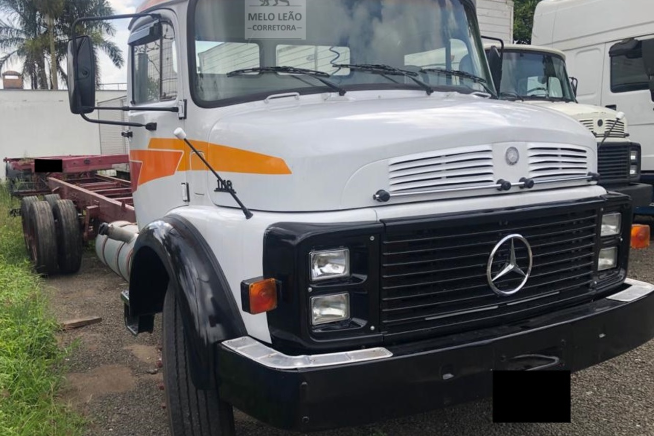 Mercedes Benz MB 1118 - 88/88 15
