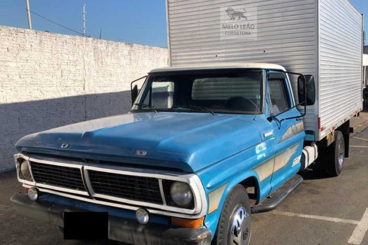 Ford F4000 - 82/82 7