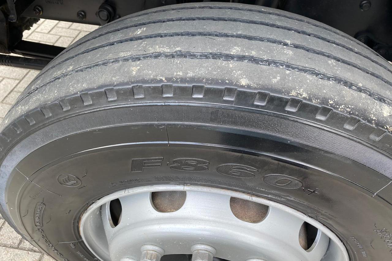 Mercedes Benz MB 1620 - 02/02 7