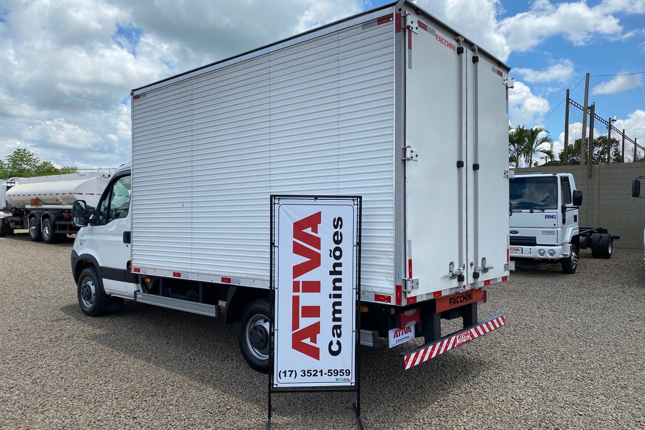 Iveco 35S14 - 13/13 4