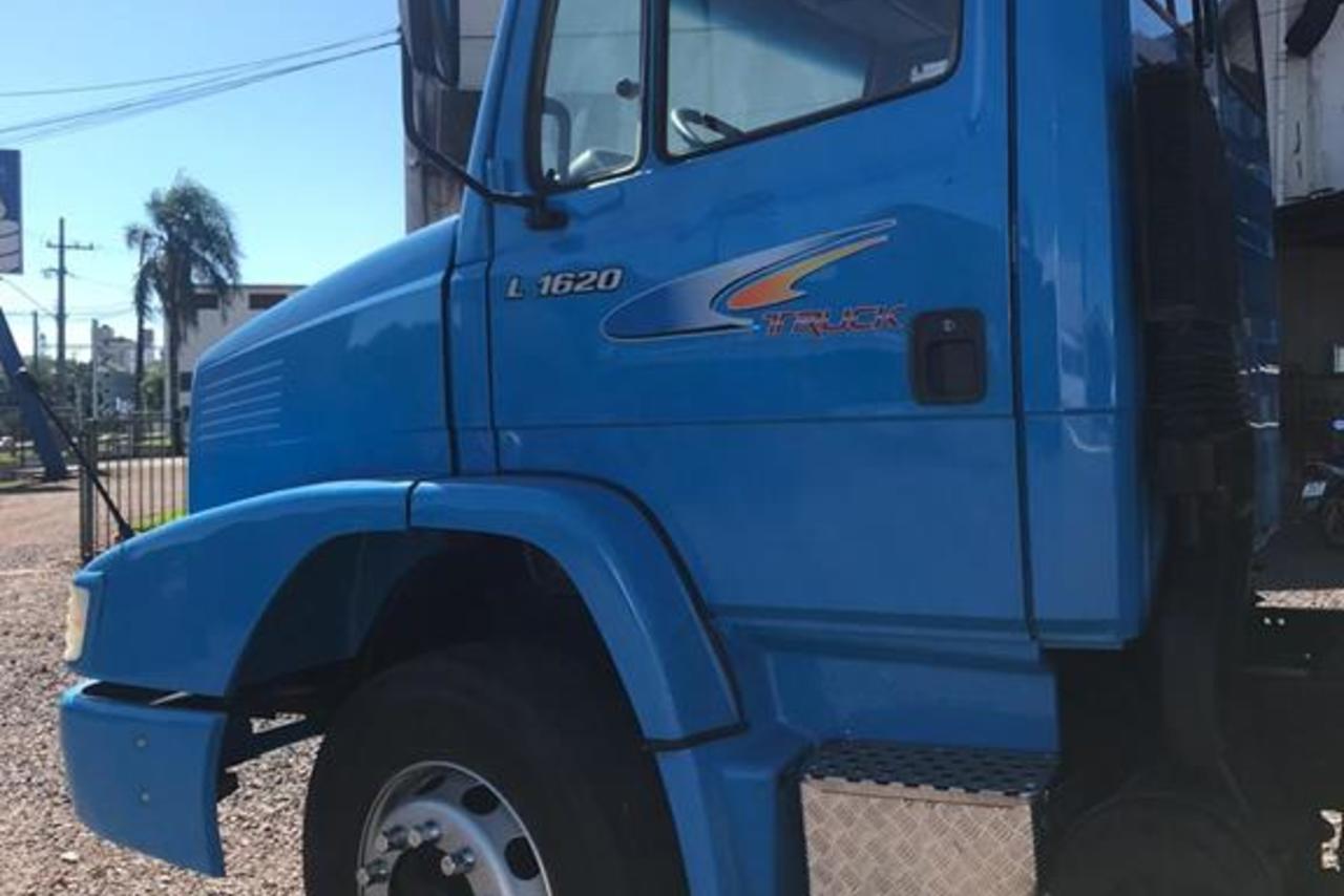 Mercedes Benz MB 1620 - 03/03 2