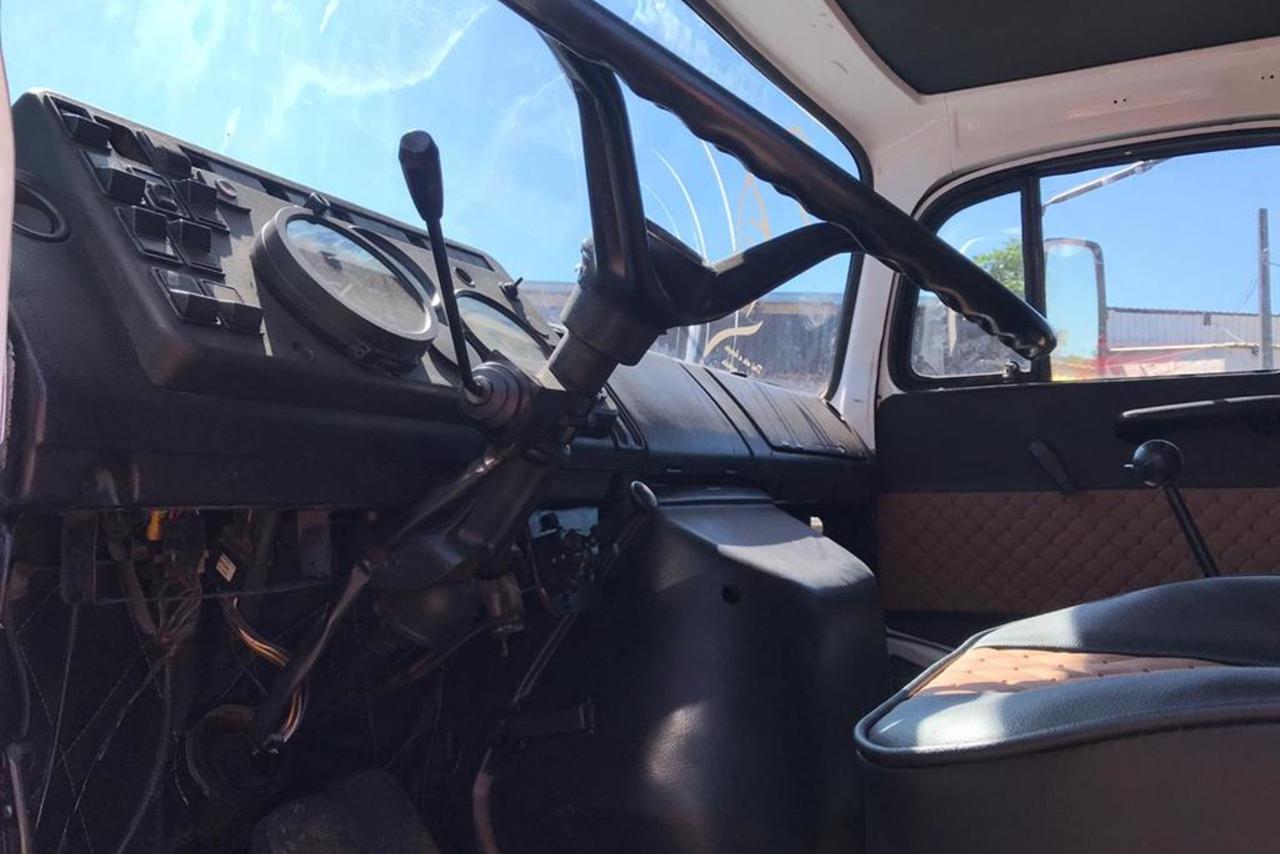 Mercedes Benz MB 2220 - 87/87 4