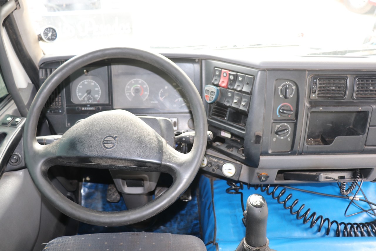 Volvo VM310 - 10/10 3