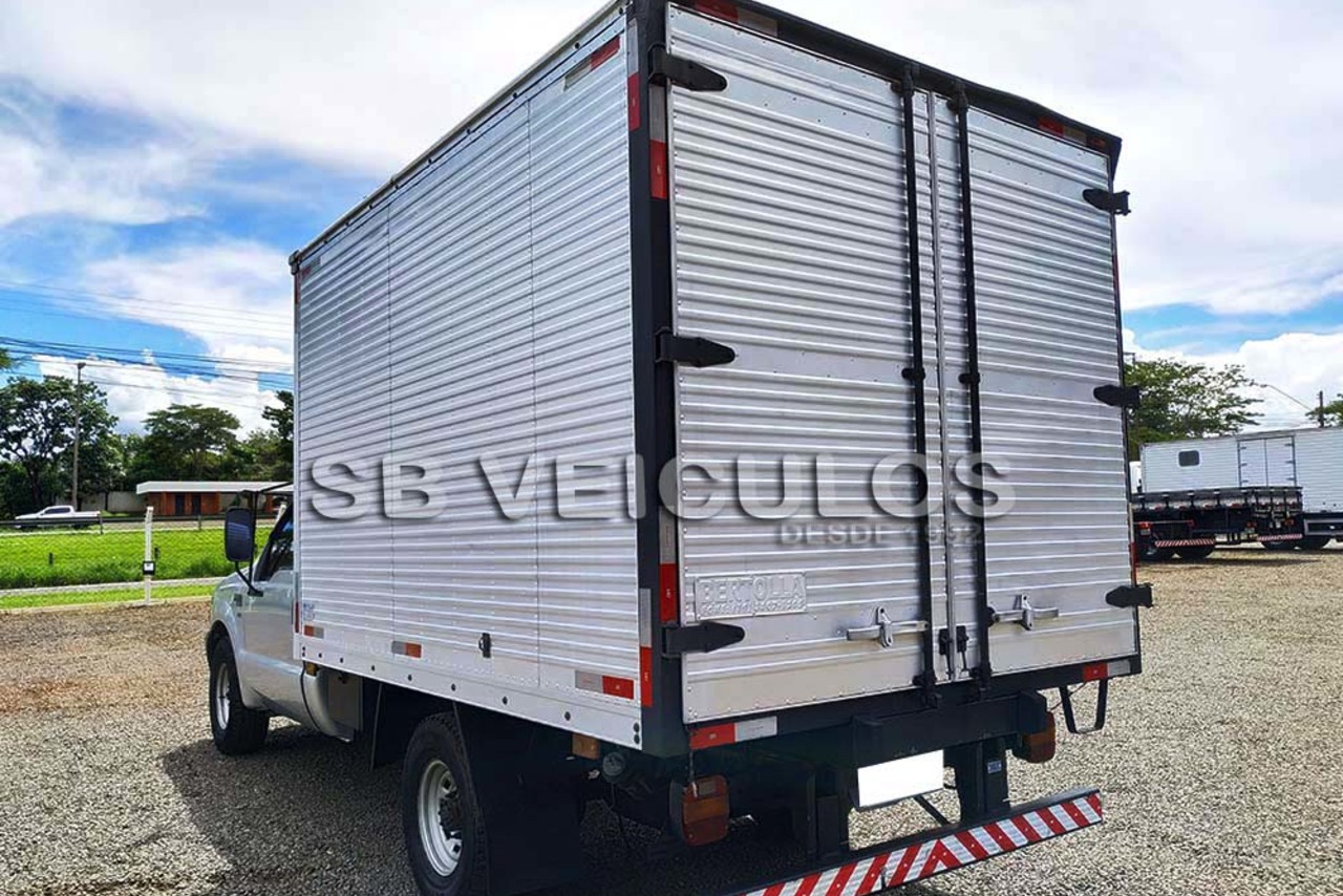 Ford F350 - 08/08 7