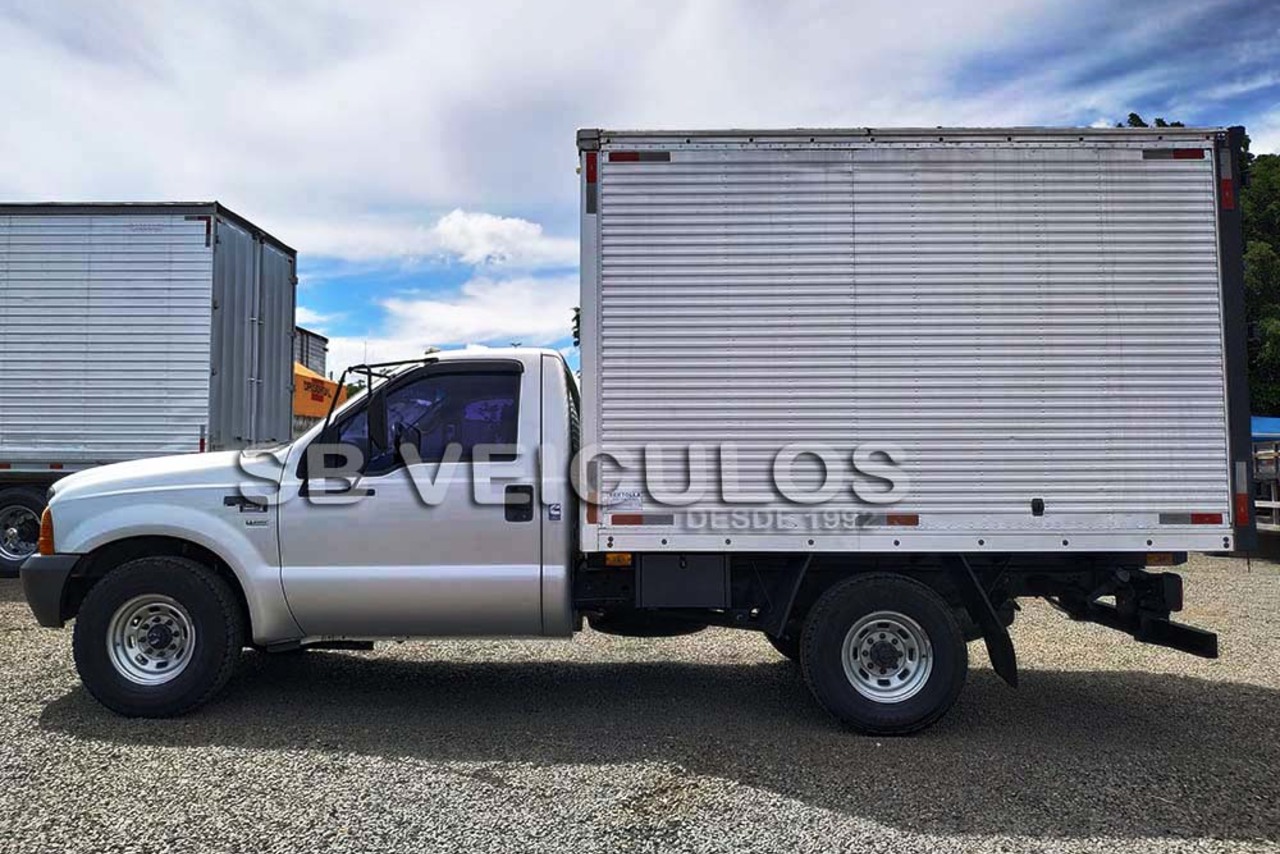 Ford F350 - 08/08 10