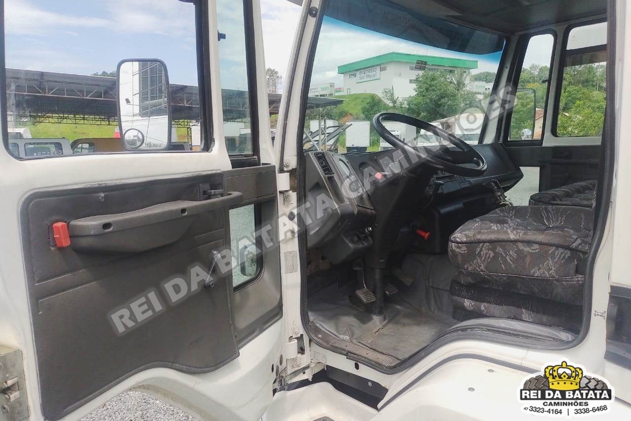 Ford Cargo4031 - 04/04 7