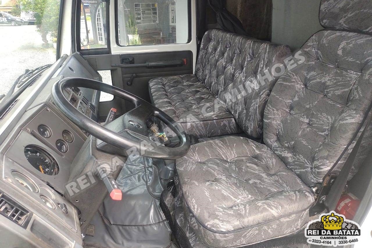 Ford Cargo4031 - 04/04 8