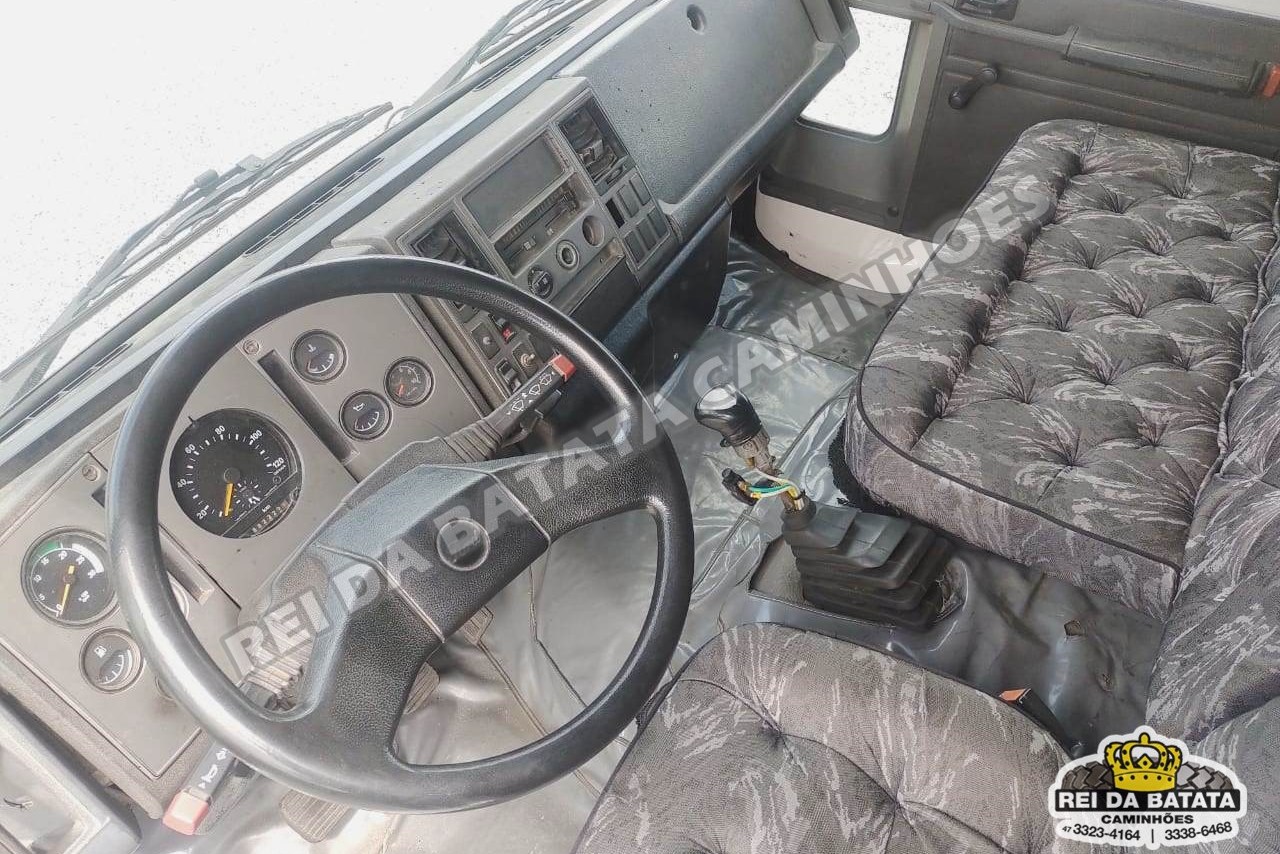 Ford Cargo4031 - 04/04 11