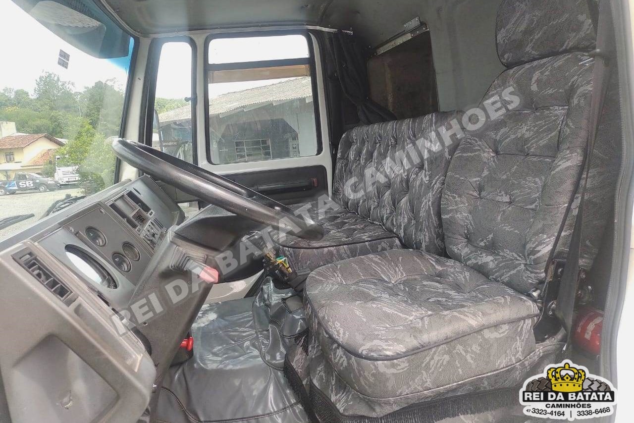 Ford Cargo4031 - 04/04 12
