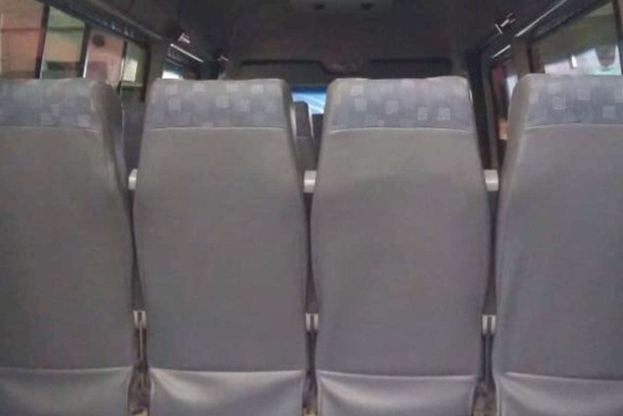 Mercedes Benz Sprinter Van 313 - 09/09 3