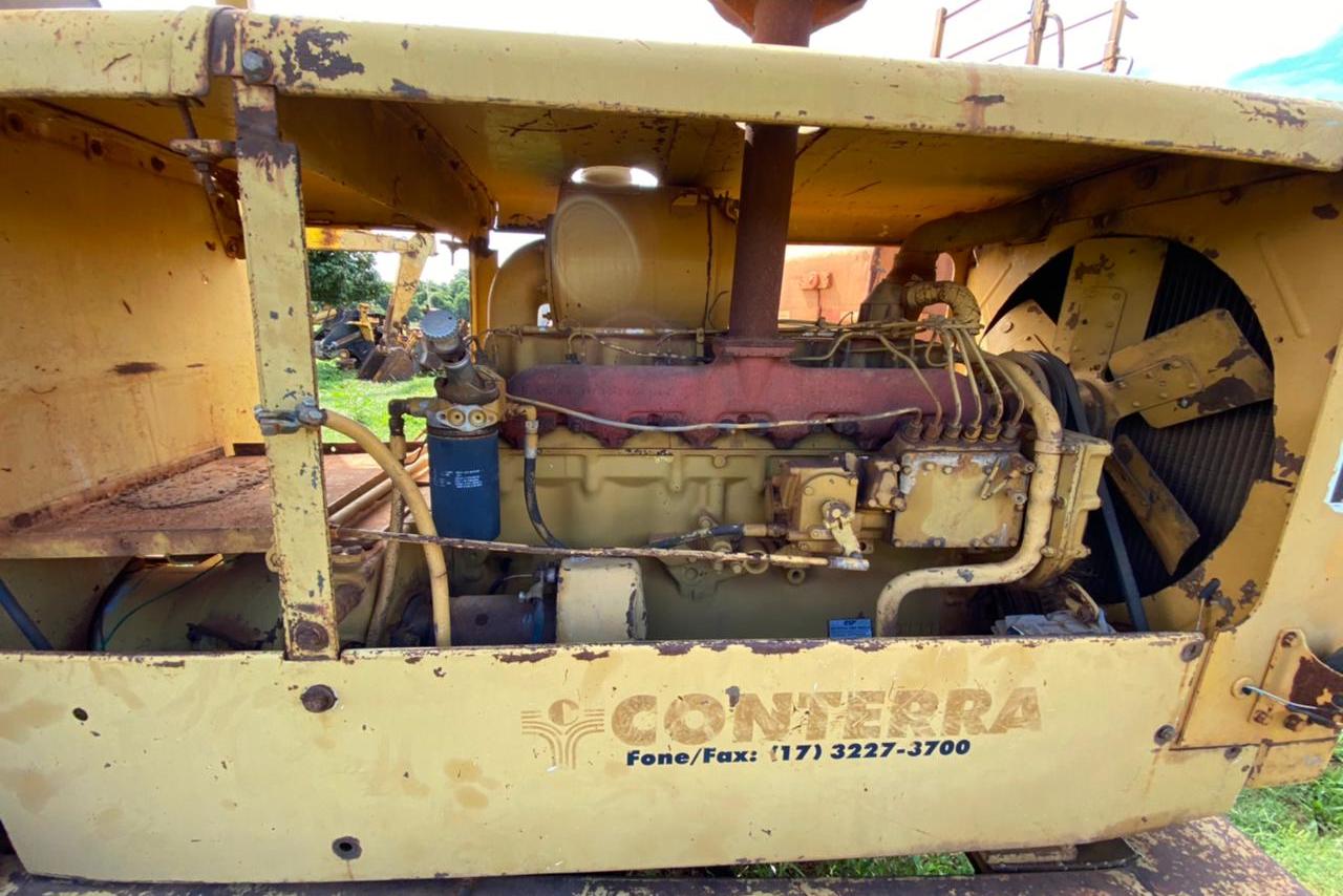 Caterpillar  120 -  2