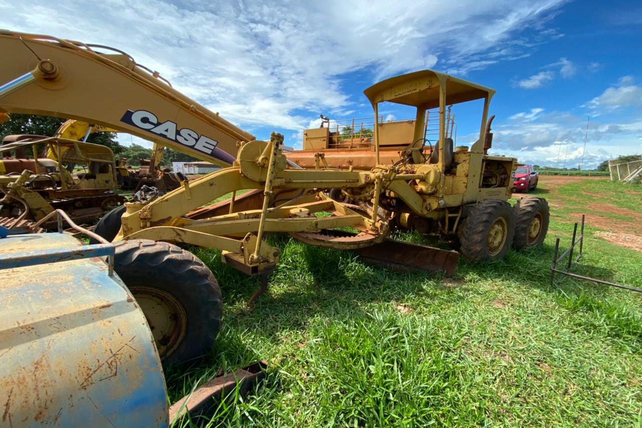 Caterpillar  120 -  6