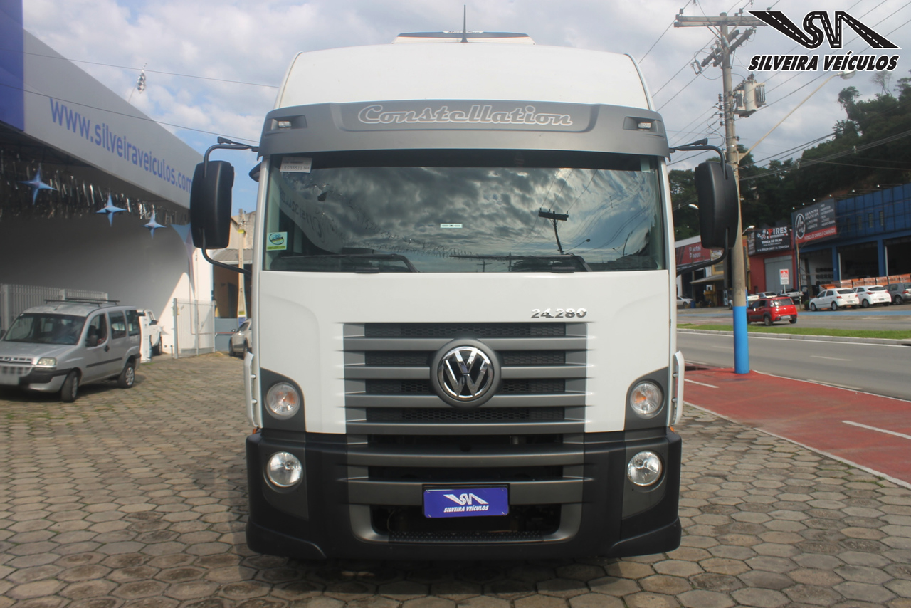 Volkswagen 24-280 E Constellation 6x2 - 19/20 2