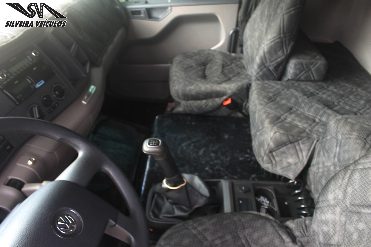 Volkswagen 24-280 E Constellation 6x2 - 19/20 14