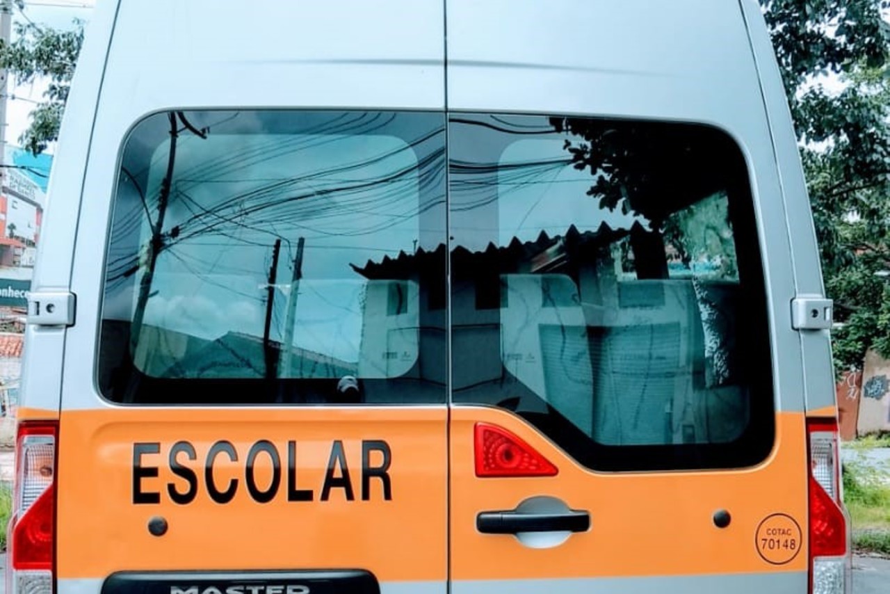 Mercedes Benz 415 - 16/16 3