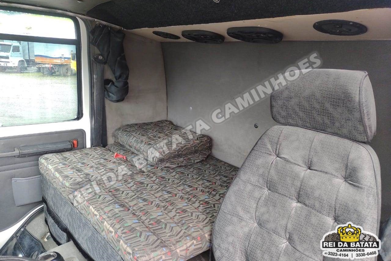 Ford Cargo4031 - 04/04 10