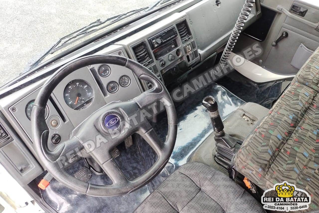 Ford Cargo4031 - 04/04 11