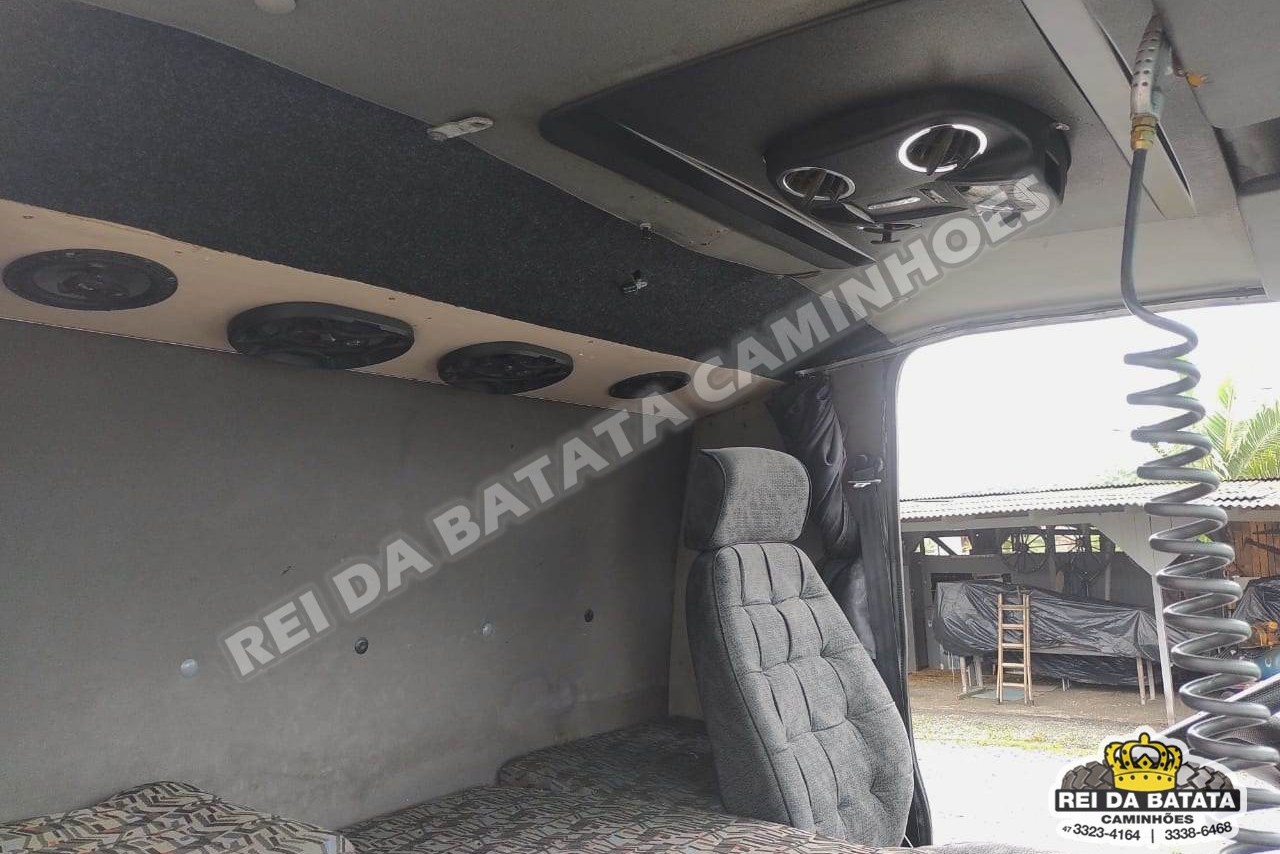 Ford Cargo4031 - 04/04 13