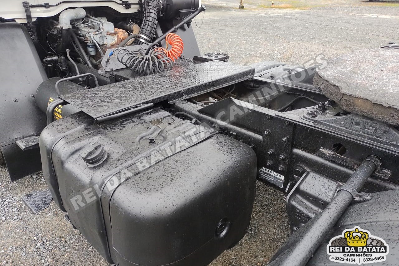 Ford Cargo4031 - 04/04 15
