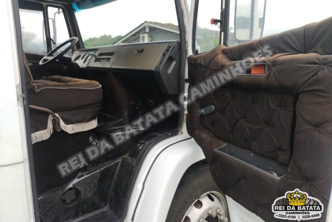 Mercedes Benz MB 1218 - 96/96 13