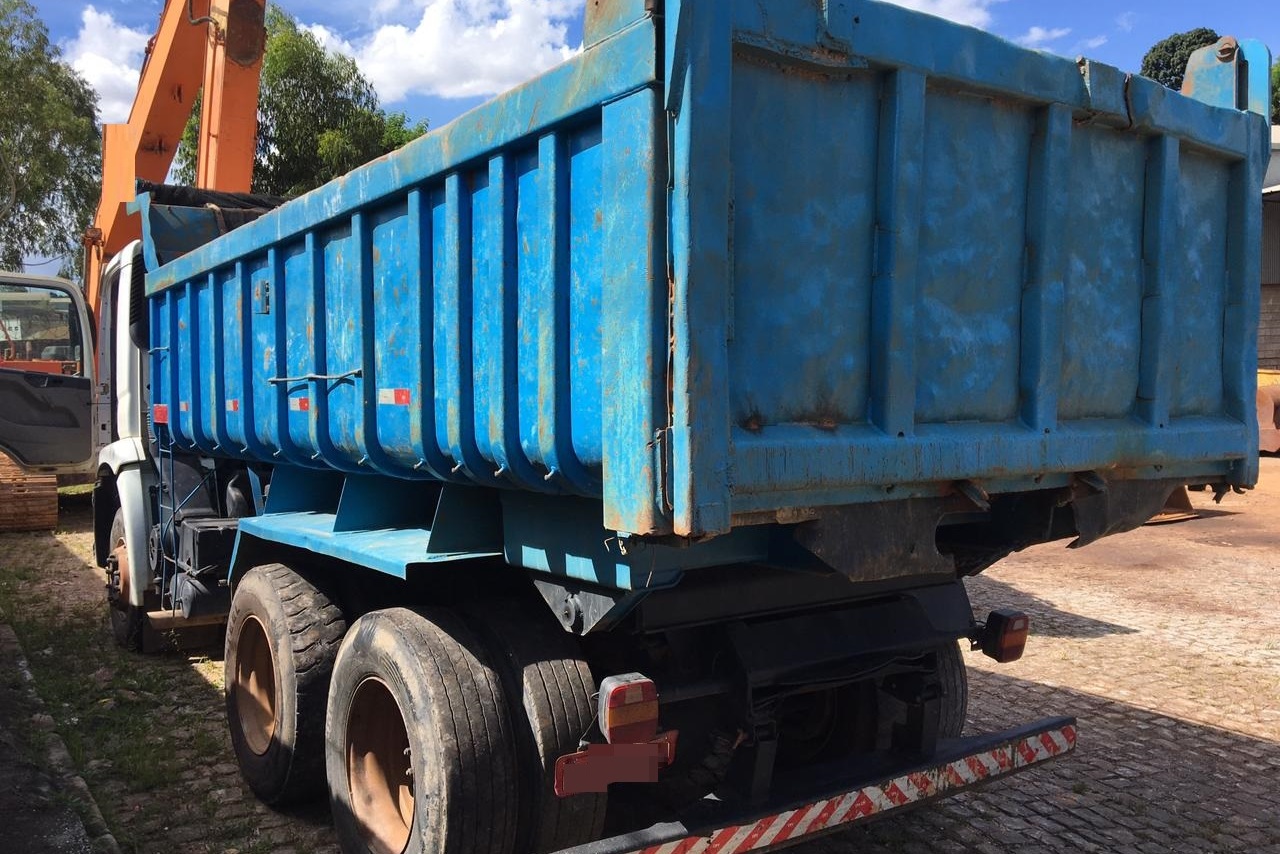Volkswagen 31 320 - 08/09 6