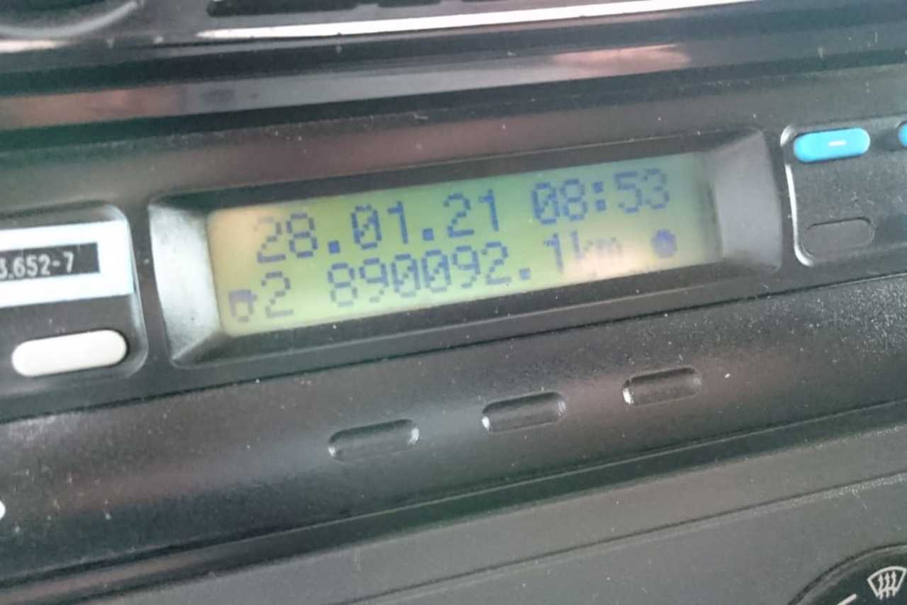 Volkswagen 24-250 E Constellation 3-Eixos - 12/12 5