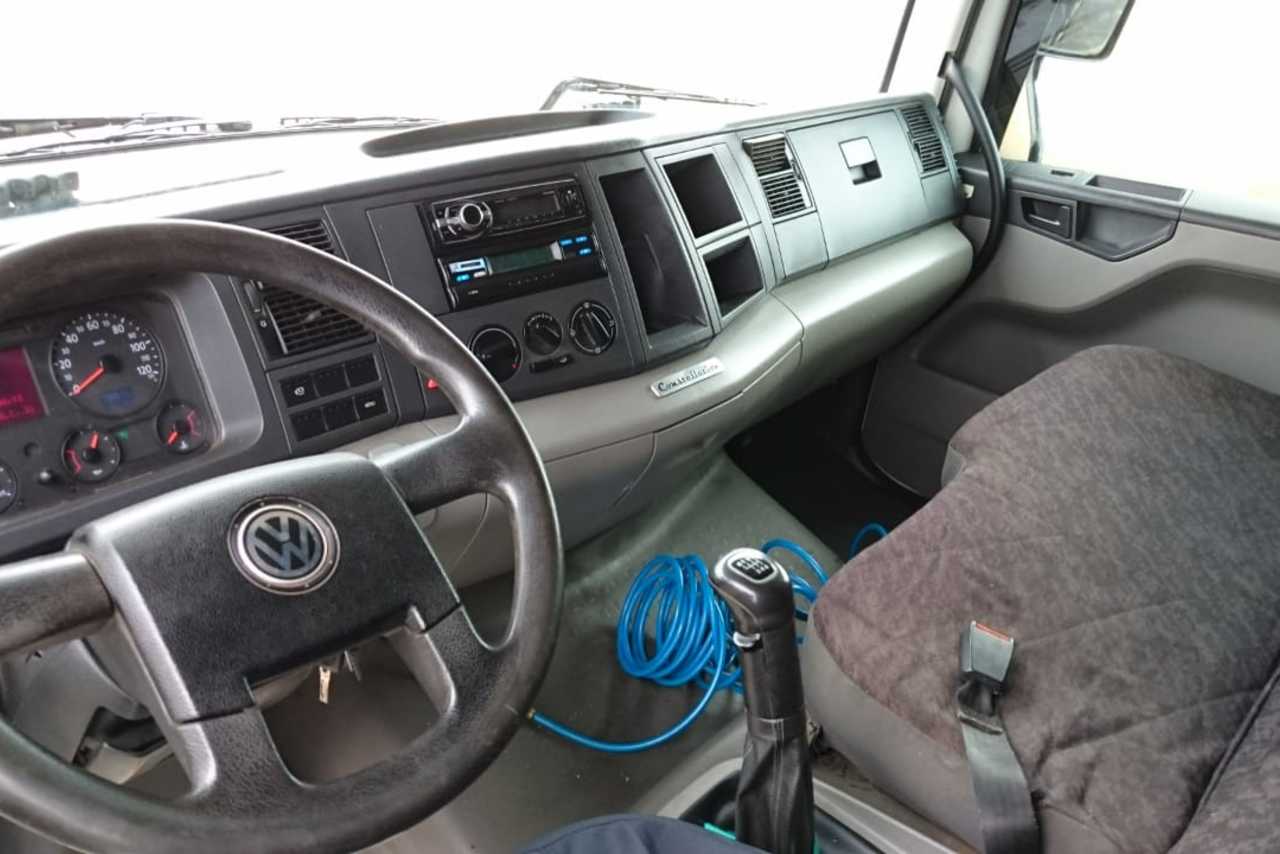 Volkswagen 24-250 E Constellation 3-Eixos - 12/12 6