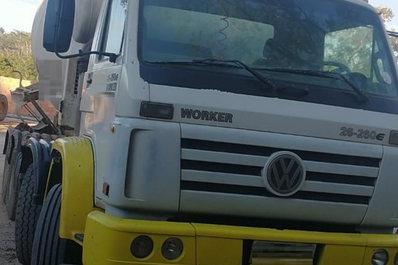 Volkswagen 26-260 - 06/06 2