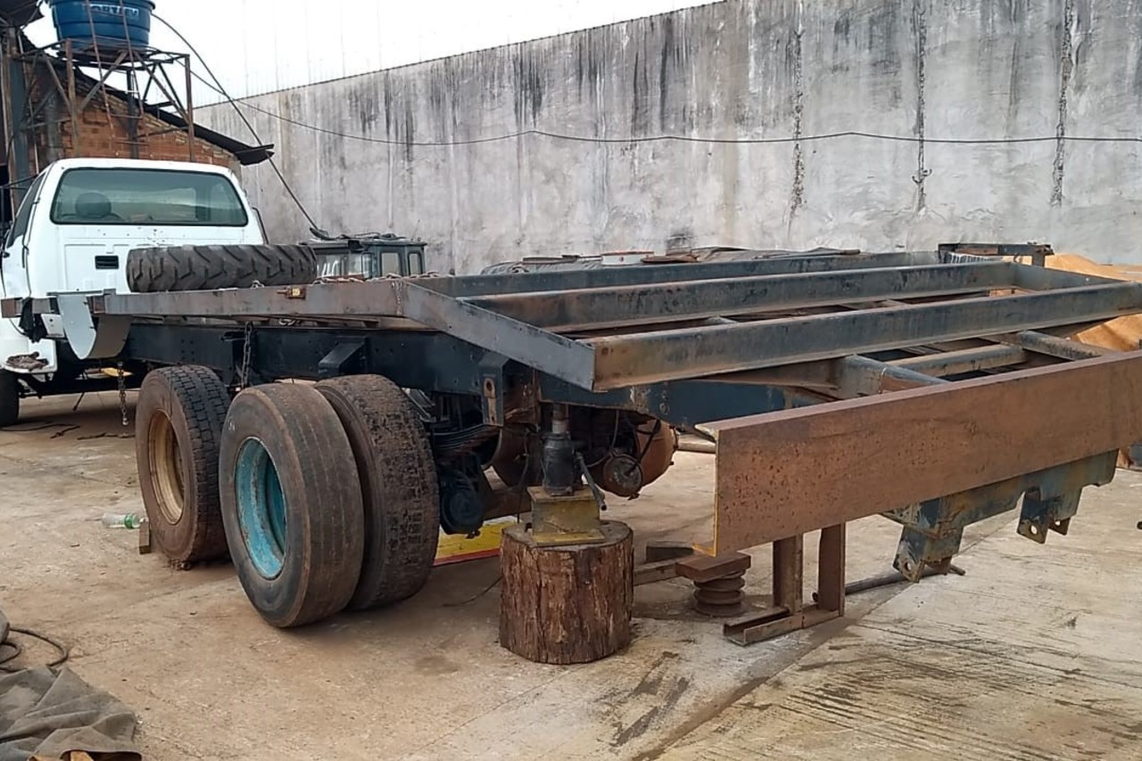 Ford F14000 -  3