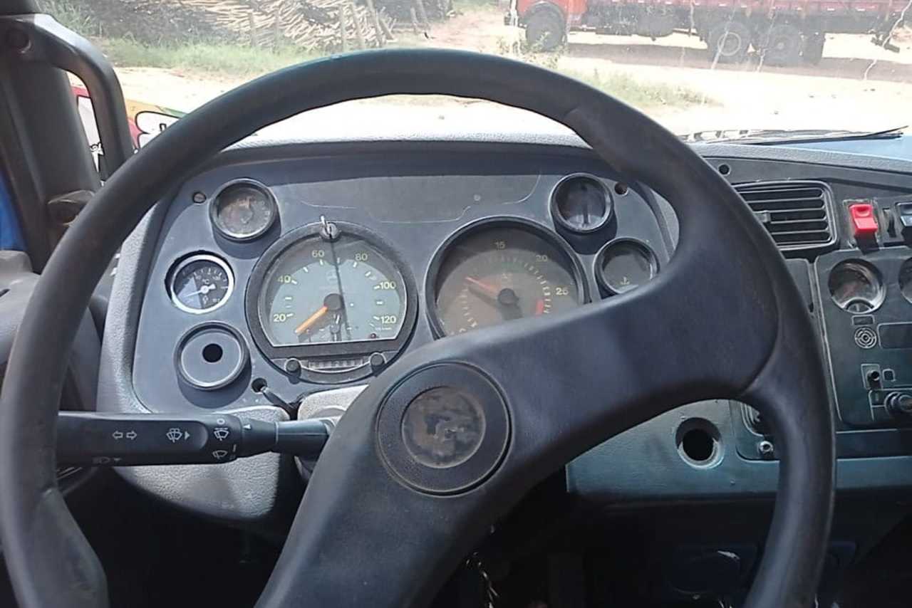 Mercedes Benz MB 1620 - 04/04 5